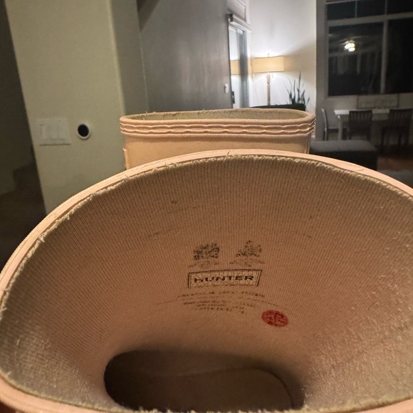 Hunter Kids Blush Pink Rain Boots - Picture 7 of 7